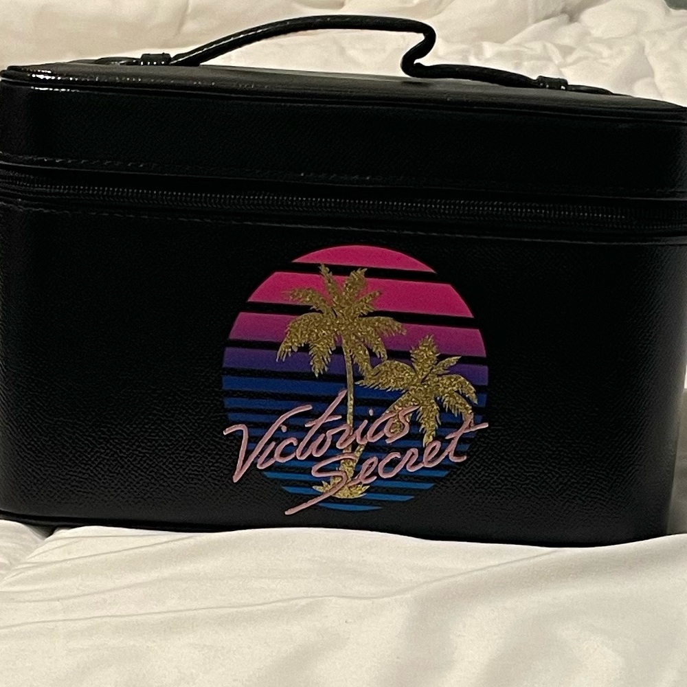Victoria’s Secret Hard Makeup Case